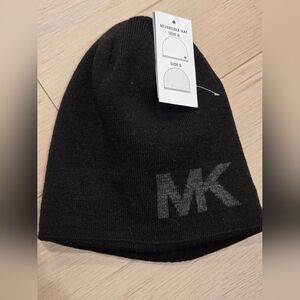 Michael Kors Reversible Beanie 🖤